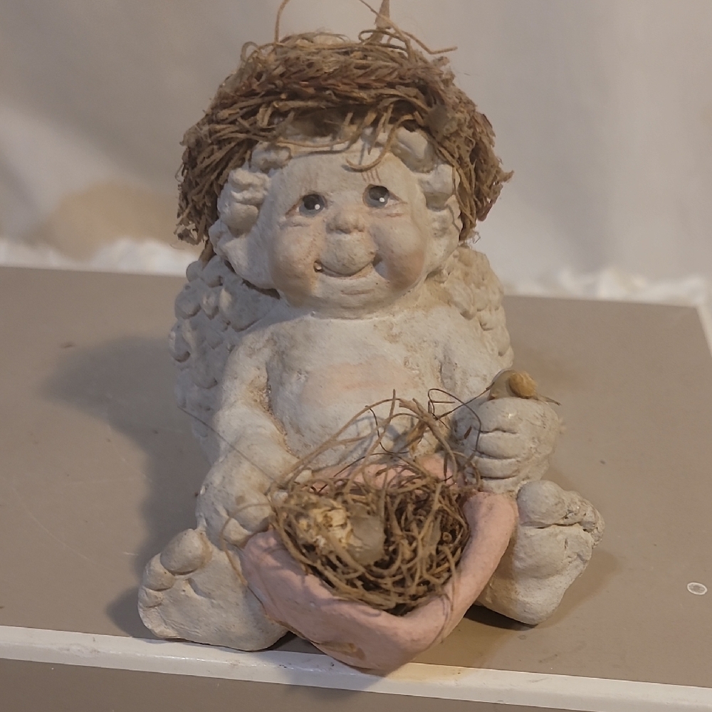 Dreamsicle Angel/ Cherub Heart - Vintage Plaster